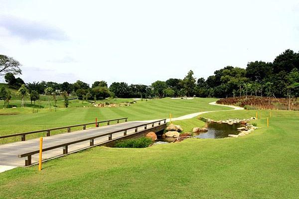 Singapore Golf  Course Tour 2 Days on a Budget