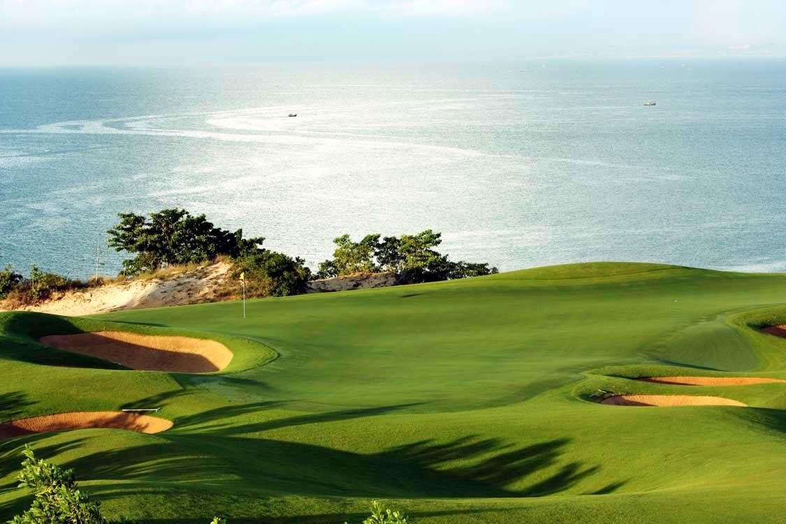 Vietnam Best Golf Courses 14 days