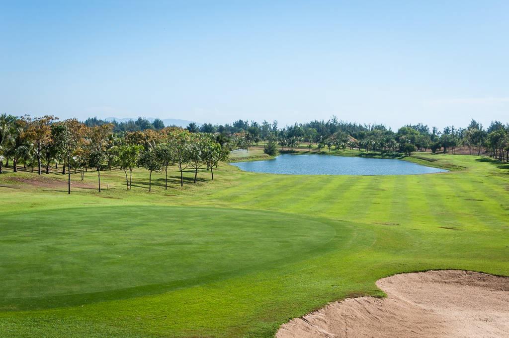 Vung Tau Elysium Golf Tour 2 days From Ho Chi Minh