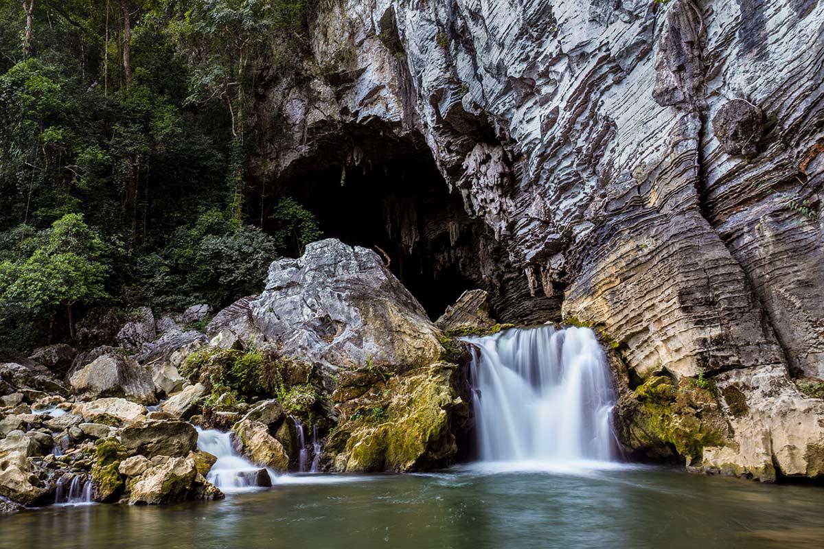 Tu Lan Cave Encounter 2-day tour